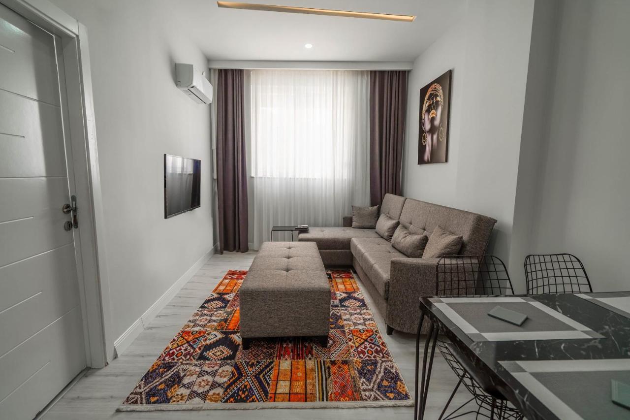 Ferienwohnung Charming And Central Flat Near Beach In Muratpasa Antalya Exterior foto